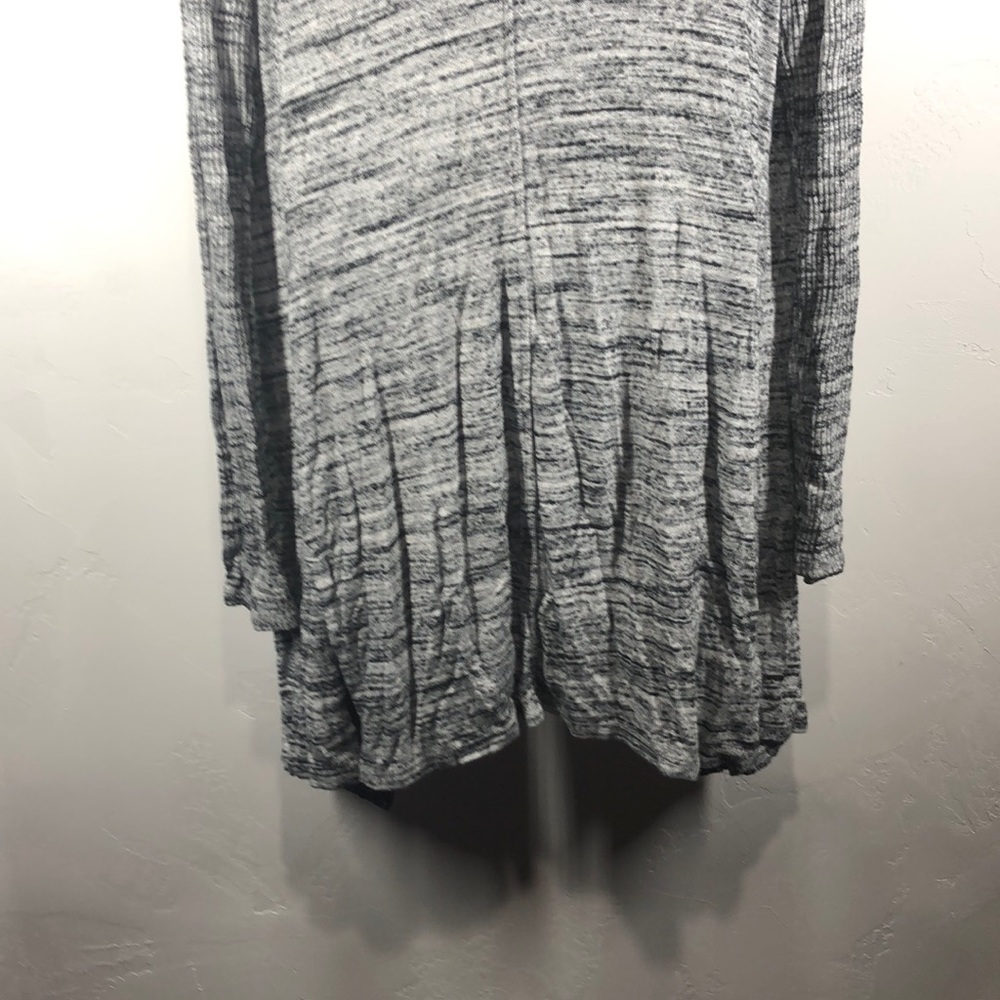 Laila Jayde gray open cardigan size medium - Picture 7 of 9
